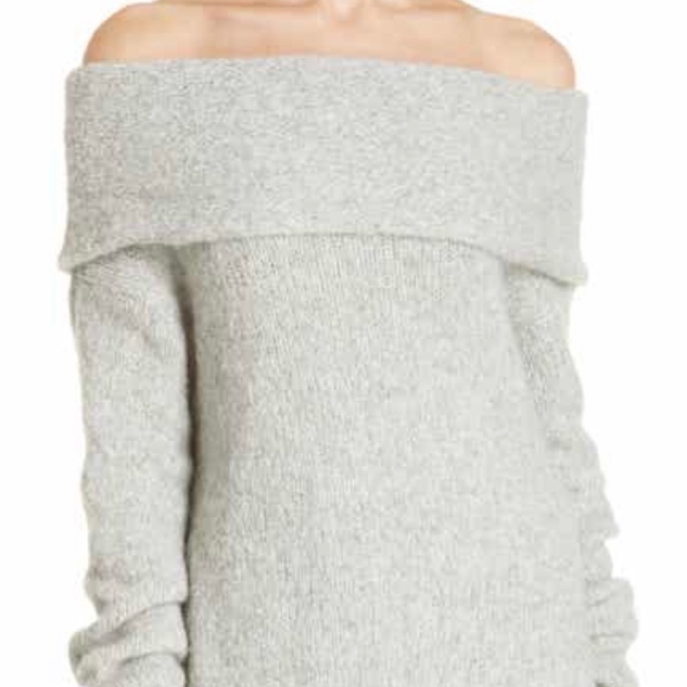 NWT CityChic off the should beige sweater, Size 18